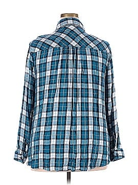 Lane Bryant Long Sleeve Button-Down Shirt (view 2)