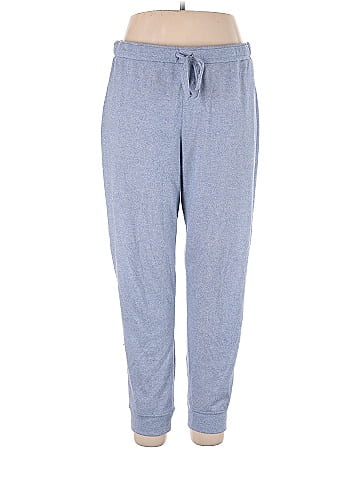 Woman top within sweatpants