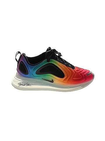 Nike color block clearance sneakers