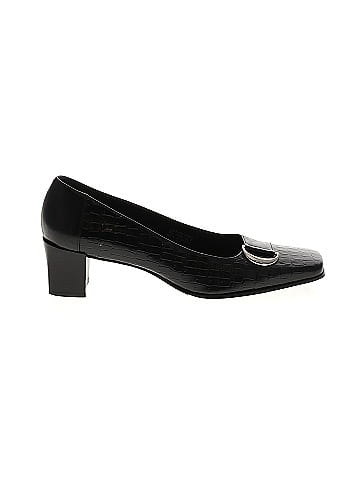 Etienne aigner sale flats