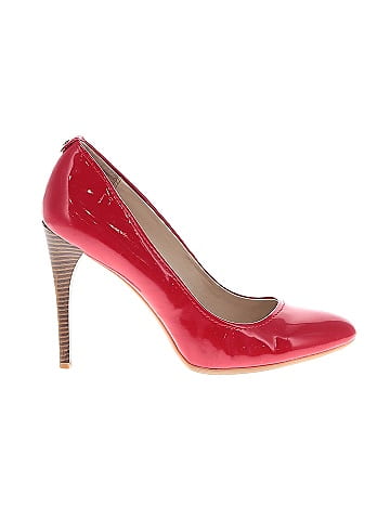 Calvin klein hotsell red pumps