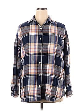 Old Navy Long Sleeve Button-Down Shirt (view 1)