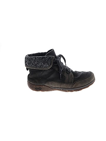 Chaco hot sale black boots