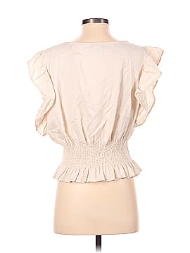 Cupcakes & Cashmere Short Sleeve Blouse (view 2)