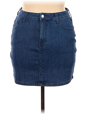 Celebrity pink outlet denim skirt