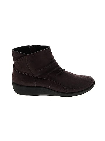 Cloudsteppers by clarks hot sale ankle boots