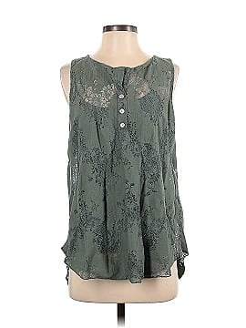 New Collection Sleeveless Blouse (view 1)