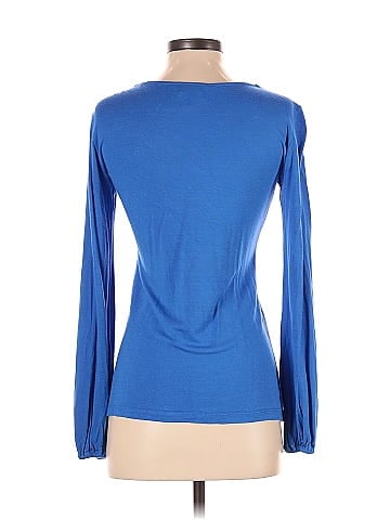 Alexia Admor Long Sleeve T-Shirt (view 2)