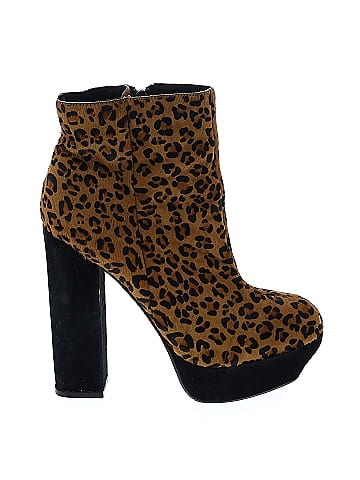 Dolce vita best sale leopard ankle boots