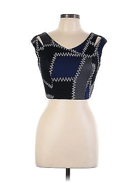 And Sleeveless Top (view 1)