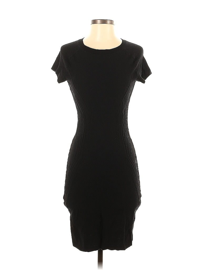 Pre-owned H&m Casual Dress In Black