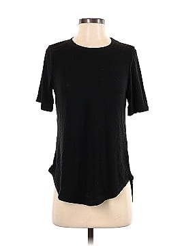 Amaryllis Short Sleeve T-Shirt (view 1)