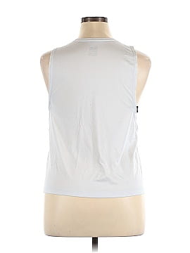 Nike Active T-Shirt (view 2)