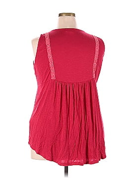 Weekend Suzanne Betro Sleeveless Top (view 2)
