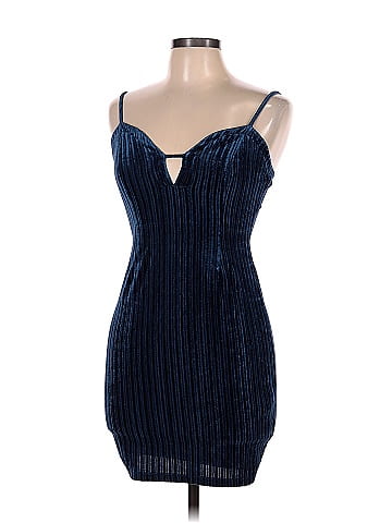 Thredup cocktail hot sale dresses