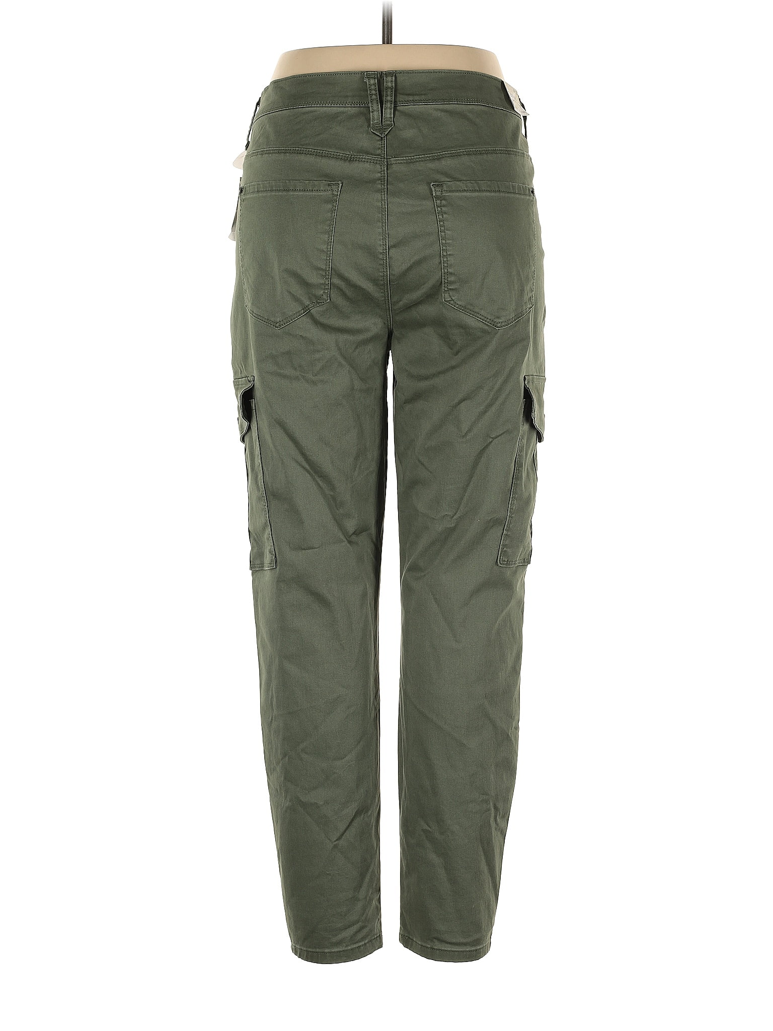 Curve Appeal Solid Green Cargo Pants Size 16 - 67% off