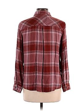 Maurices Long Sleeve Button-Down Shirt (view 2)