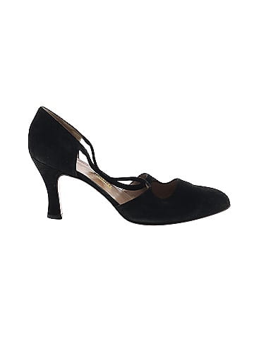 Salvatore ferragamo black clearance heels