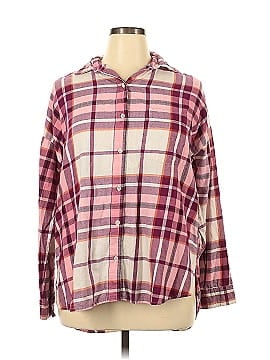 Old Navy Long Sleeve Button-Down Shirt (view 1)