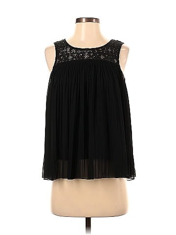 Star Style Sleeveless Blouse (view 1)