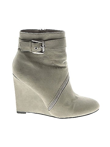 Shoedazzle on sale wedge boots