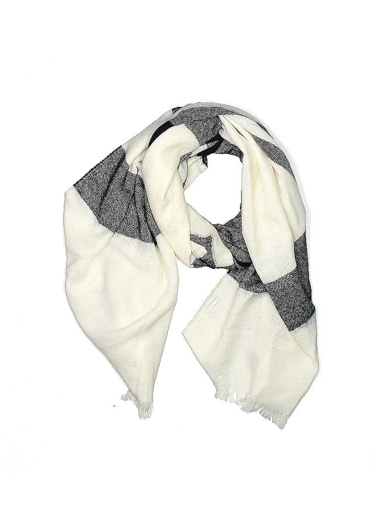 Pre-owned Assorted Brands Scarf In Gray