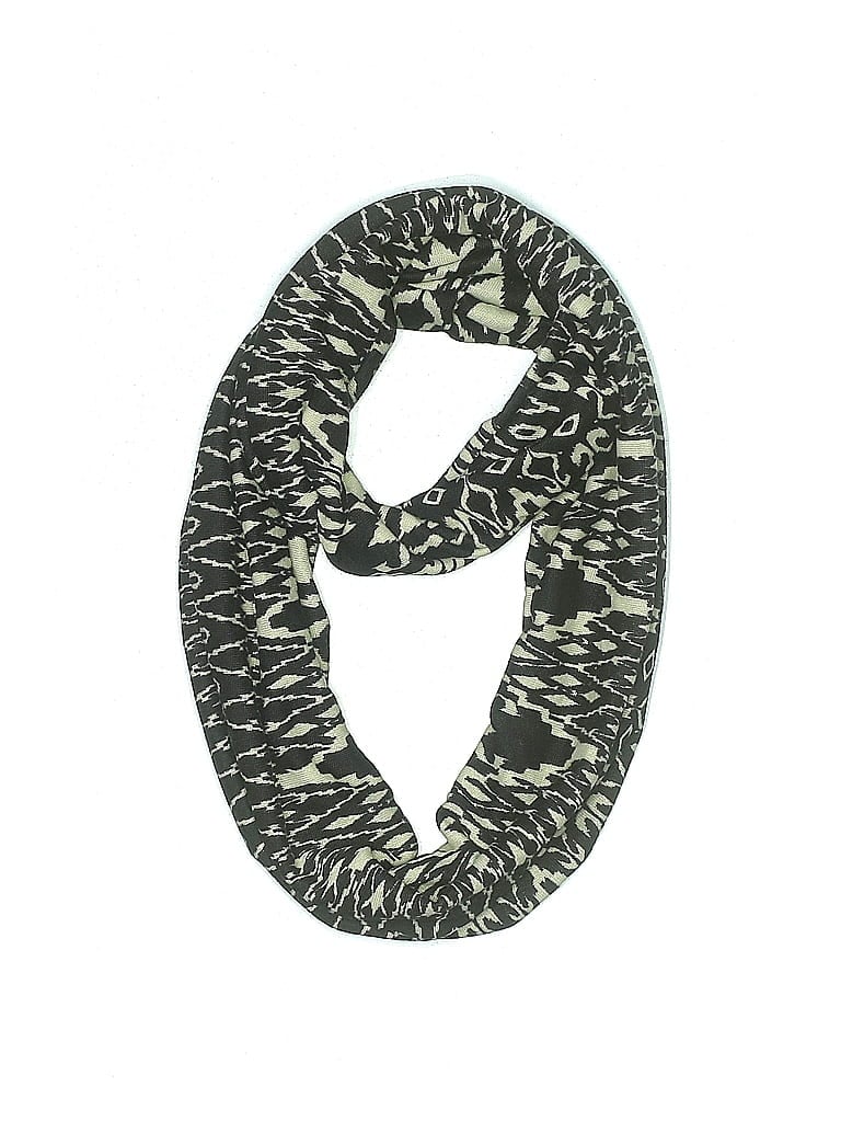 Pre-owned Assorted Brands Scarf In Green