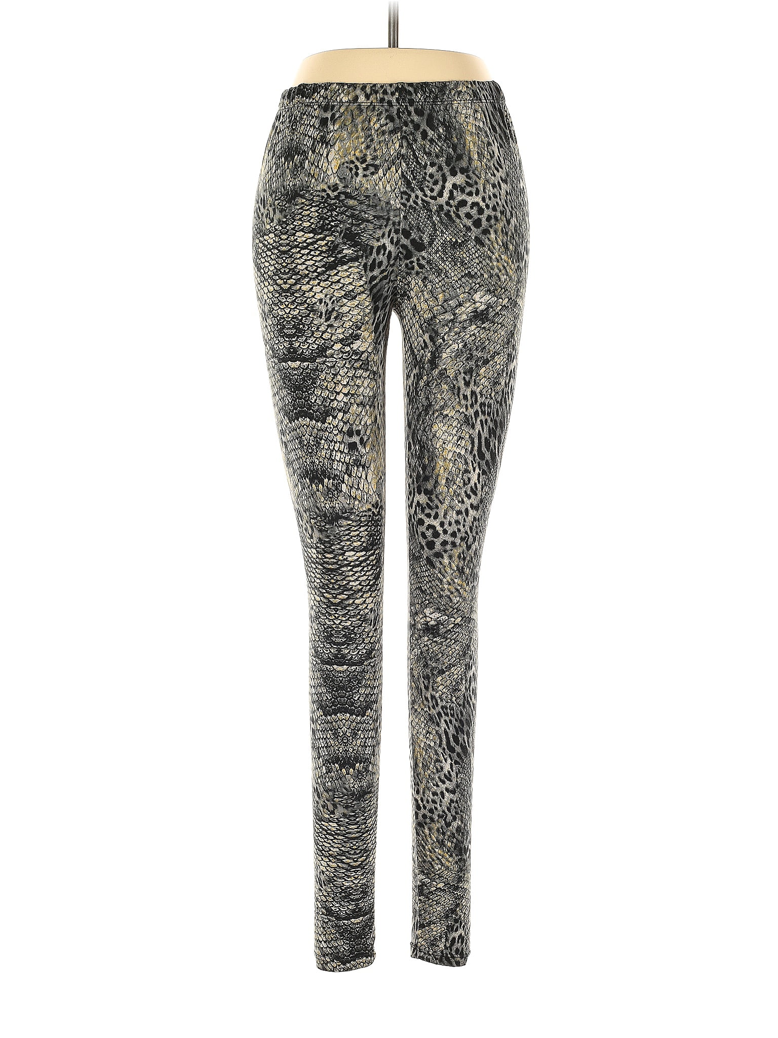 Bobbie Brooks, Pants & Jumpsuits, Bobbie Brooks 2x Black Floral Leggings
