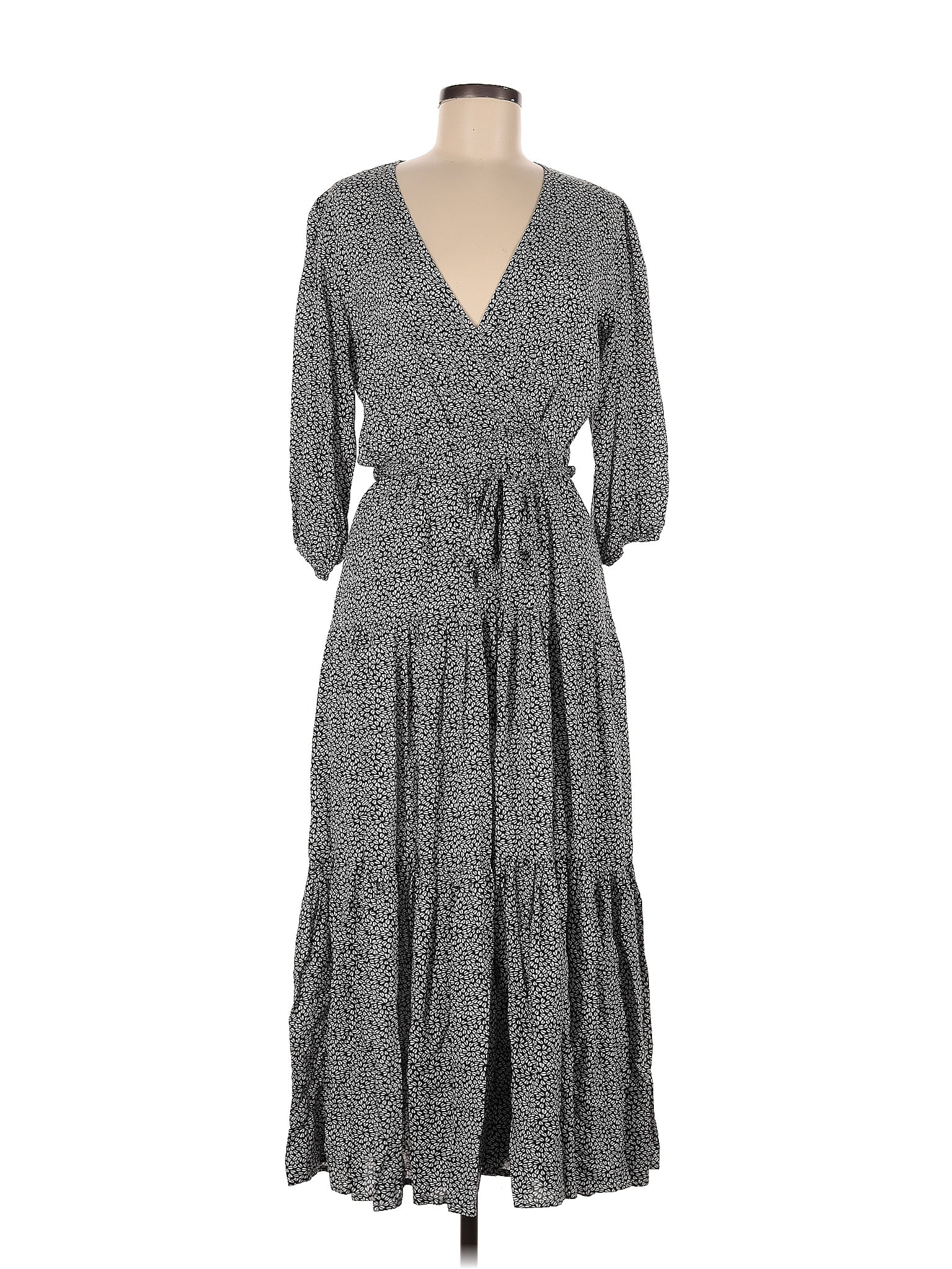 Petal and Pup 100 Rayon Gray Casual Dress Size M 68 off ThredUp