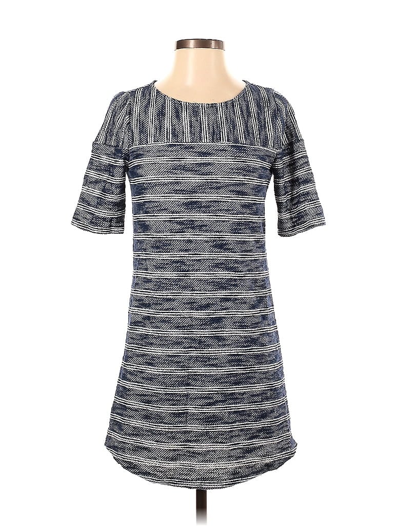Pre-owned Bcbgeneration Casual Dress In Gray