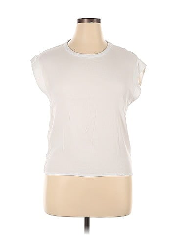 Chaser Sleeveless T-Shirt (view 1)