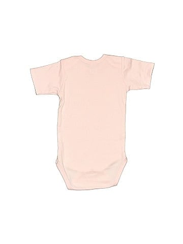 Laughing Giraffe Short Sleeve Onesie (view 2)