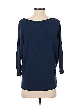 Laila Jayde Pullover Sweater (view 2)