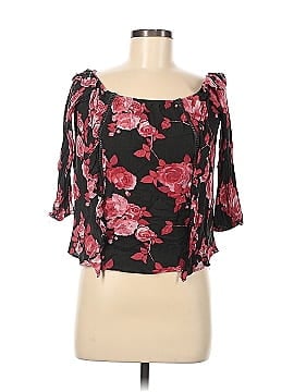 Y&I Clothing Boutique 3/4 Sleeve Blouse (view 1)