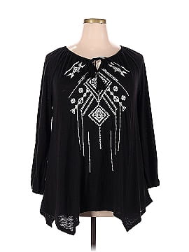 Brand: Faded Glory geometric embroidered tunic style - Depop