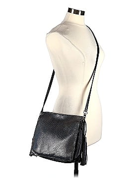 KELLY WYNNE Crossbody Bag (view 2)