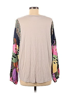Easel Long Sleeve Top (view 2)