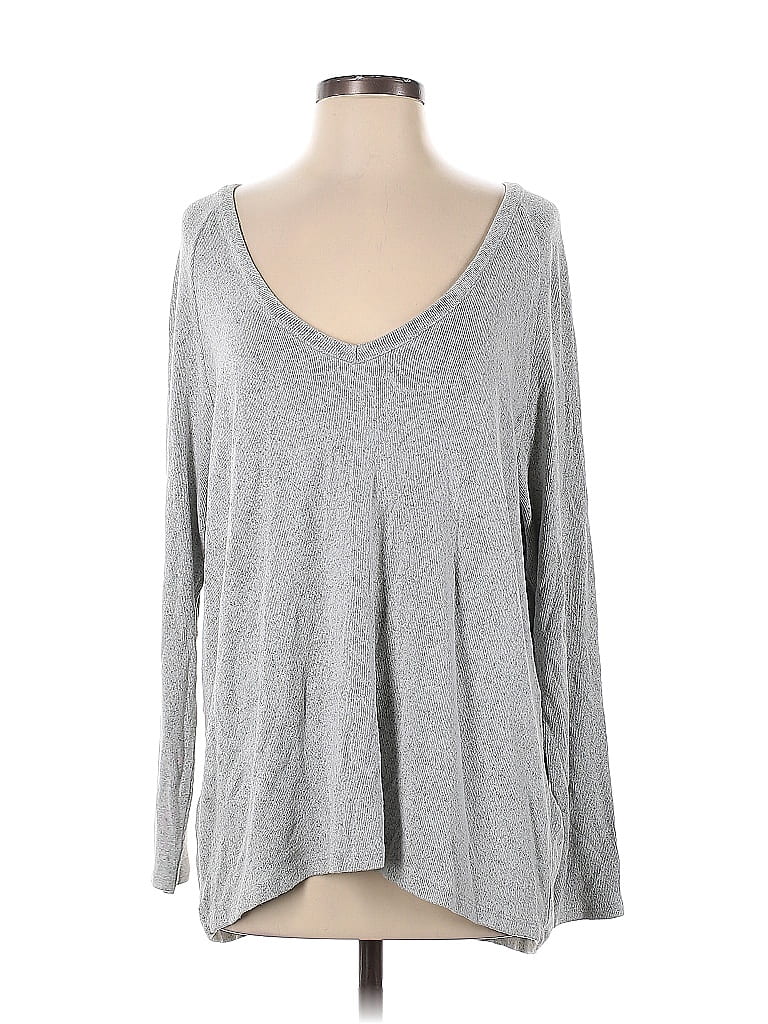 Pre-owned Brandy Melville Pullover Sweater In Gray