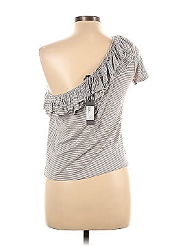 Romeo & Juliet Couture Sleeveless Top (view 2)