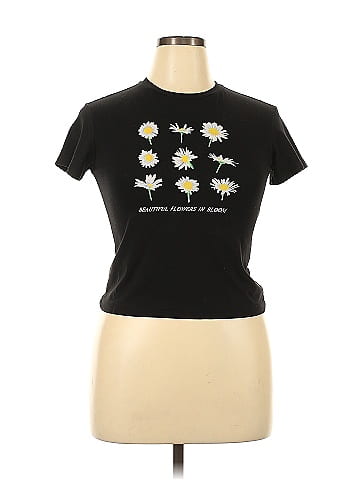 Shein Short Sleeve T-Shirt (view 1)
