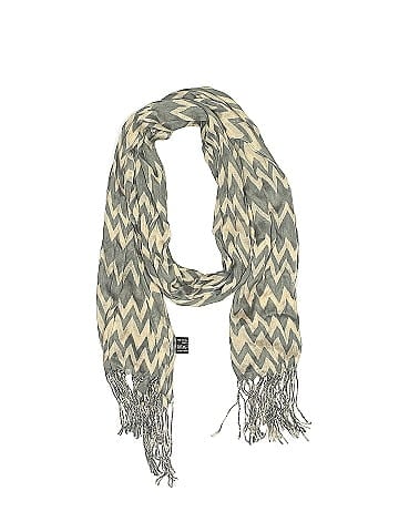 The Royal Standard Scarf (view 1)