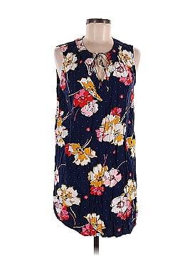 Old Navy Sleeveless Blouse (view 1)