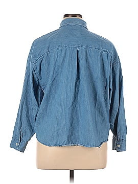 Old Navy Long Sleeve Button-Down Shirt (view 2)