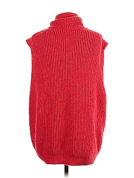 Closed Sweater Vest (view 2)