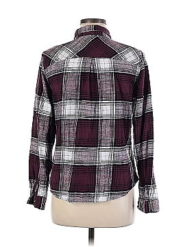 Maurices Long Sleeve Button-Down Shirt (view 2)