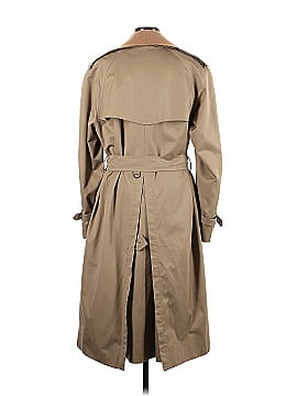 Burberry Vintage Trenchcoat (view 2)