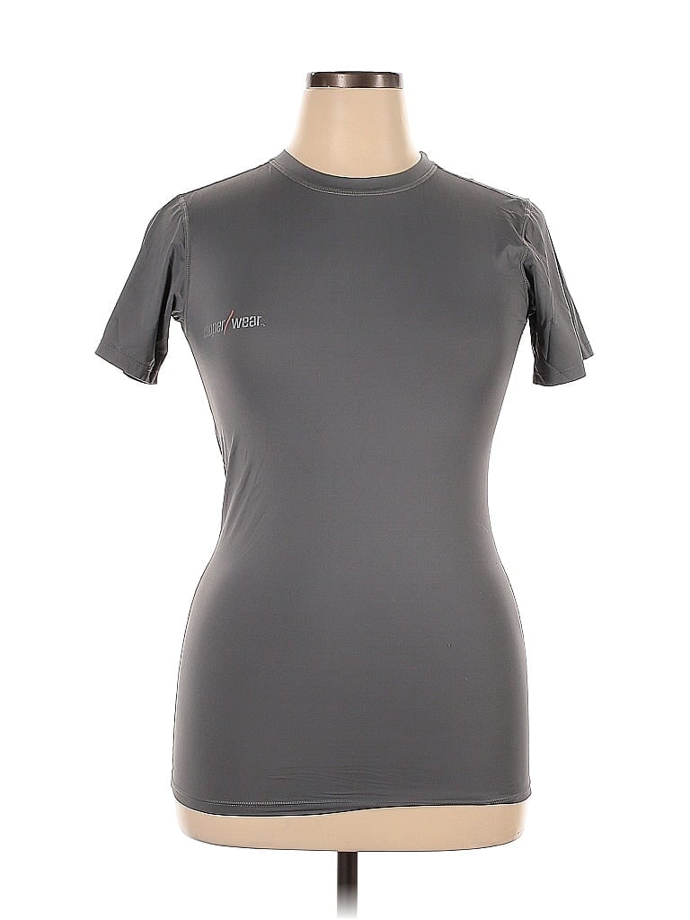 Pre-owned Assorted Brands Active T-shirt In Gray