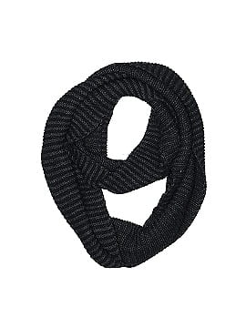 The North Face Purrl Stitch Scarf (view 1)