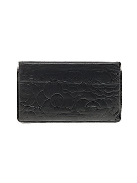 Chanel CC Logo Camélia Leather Wallet (view 2)