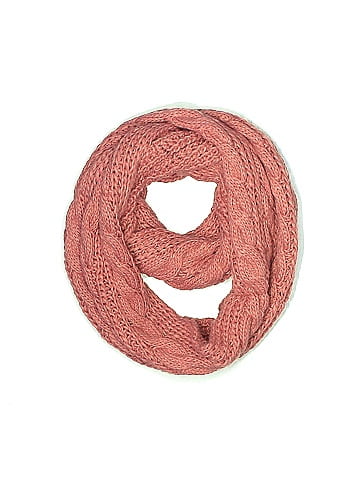 QUEENFUR Scarf (view 1)